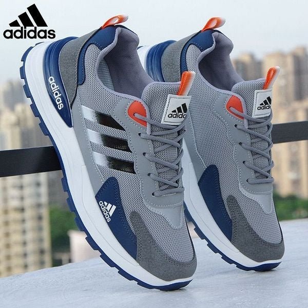 Fashionable sports shoes